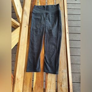 Small Dark Gray Old Navy Capri Leggings